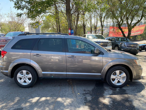 Dodge Journey 2.4 Sxt 7 Pas At