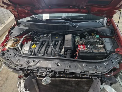 Renault Megane Ii -chocado-