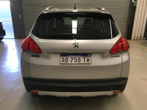 Peugeot 2008 Active 1.6 Gris Plata 2017