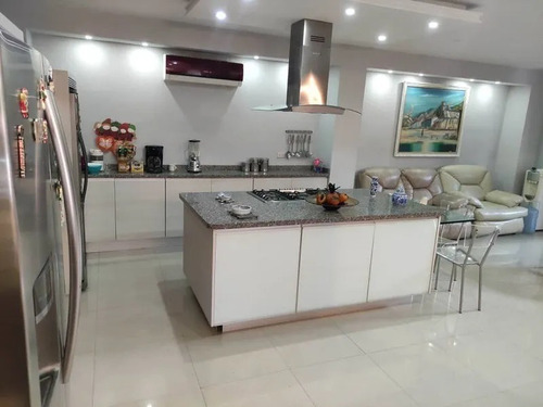 Imagen 2 de 11 de Venta De Casa En Guataparo Av. Cuatricentenaria Inc-087