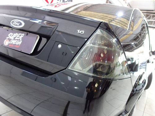 Ford Fiesta Sedan Fiesta Sedan 1.6 MPI SEDAN 8V FLEX 4P MANUAL