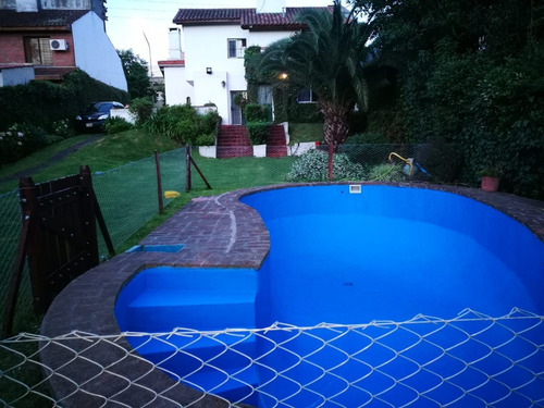 Imagen 3 de 28 de Casa 5 Ambientes Con Piscina Oportunidad . Acepta Depto.