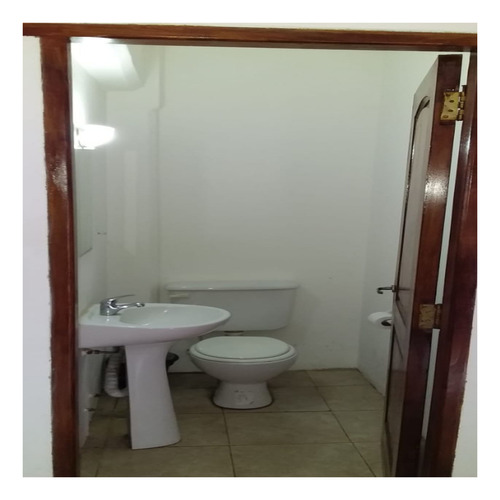 Imagen 15 de 21 de Duplex En Venta Con Excelente Ubicación Pilar