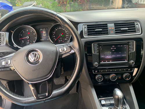 Volkswagen Jetta 2.0 Tsi Highline (mx) 4p