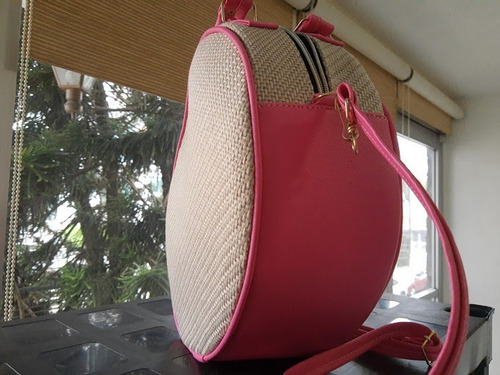 Bolsa Redonda De Yute Con Tela Estampada Cisnearte