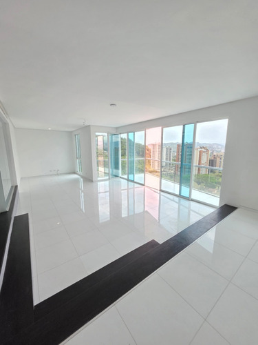 Se Alquila Apartamento 243m2 Edif. The Loft Urb. Las Chimeneas Edificio The Lofts Rp.