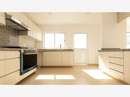Imagen 2 de 12 de Casa Sola En Venta La Cima