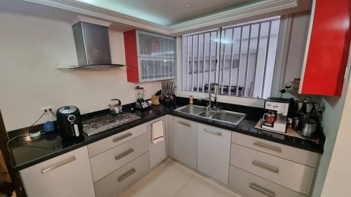 Imagen 11 de 11 de Venta En Oferta De Casa Amoblada Con Piscina En Zona Norte