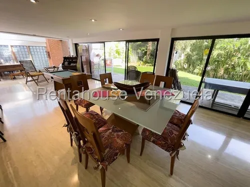 Casa En Venta En Santa Paula Rl