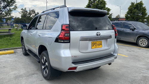 Imagen 5 de 20 de Toyota Prado