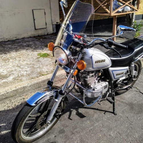 Imagen 3 de 3 de Mataperro Defensa Suzuki Gn 125 Cromada En Xero Racing
