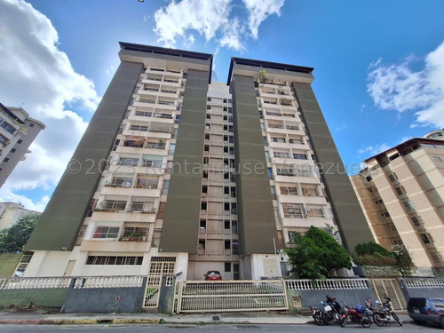 Se Vende Excelente Apartamento En Lomas Del Avila #24-12768 Pm