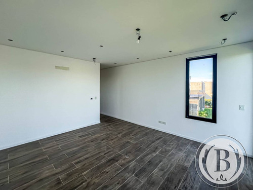 Bustamante Prop El Naudir 12254 Casa Venta A Estrenar Escobar