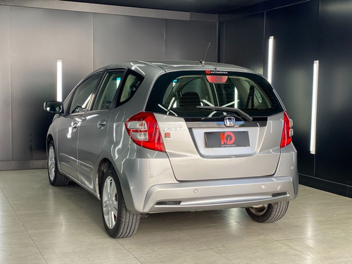 Imagem 5 de 15 de Honda Fit 1.5 Ex At Flex 2014/2014
