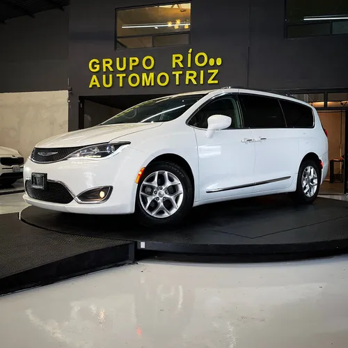 Chrysler Pacifica 2020