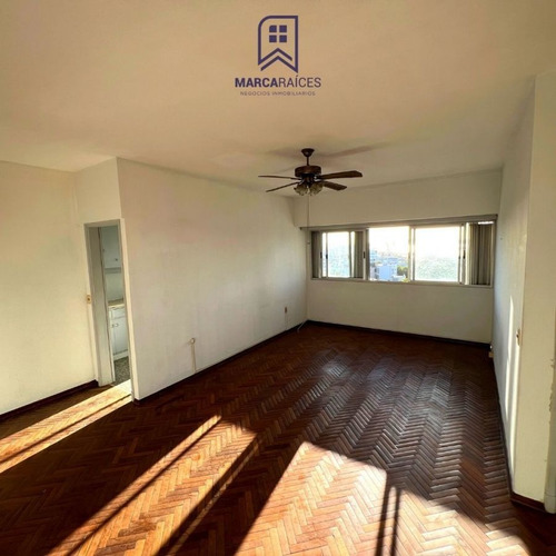 Imagen 19 de 19 de Venta Apartamento 1 Dormitorio Centro Vista A La Bahia Montevideo