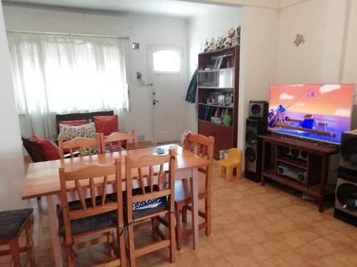 Imagen 3 de 8 de Casa De 3 Dormitorios En La Plata