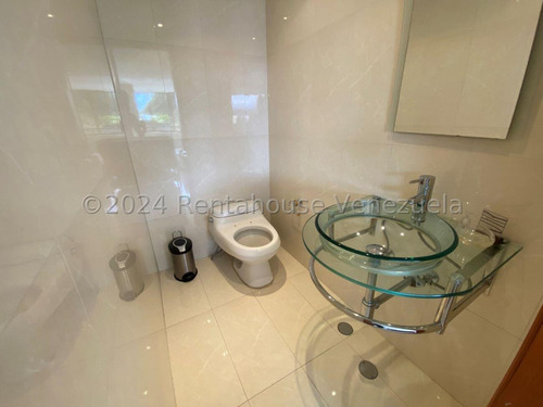 En Venta Bello Apartamento De 160,60 M2 Lomas De La Alameda Vi Mls #25-4335