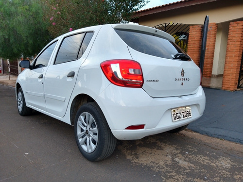 Renault Sandero 2016 1.0 16v Authentique Hi-flex 5p