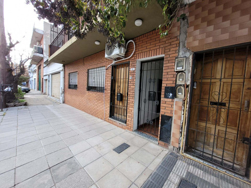 Imagen 2 de 11 de Avellaneda. Ph Con Patio Sin Expensas. Venta