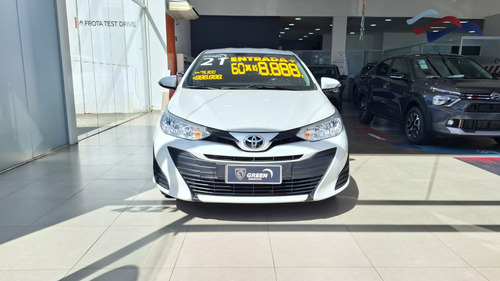 Toyota Yaris Sedán 1.5 XL Live CVT (Flex)
