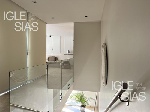 Casa Al Rio En Venta En El Barrio Albanueva