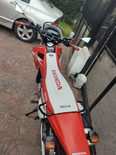 Imagen 3 de 3 de Honda Tornado Xr 250