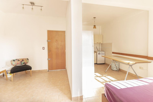 Imagen 2 de 17 de Venta Departamento 2 Amb 37 M2 Valentin Alsina