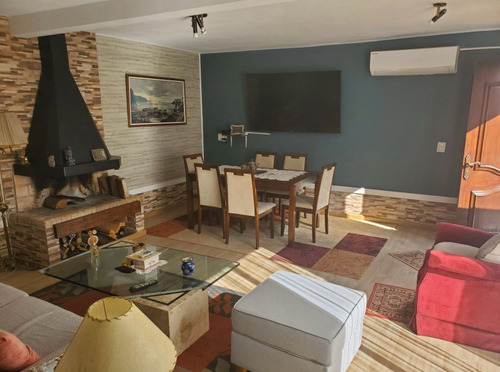 Alquiler. Casa De 3 Dormitorios Cochera Parrillero Y Piscina En Pqe Carrasco