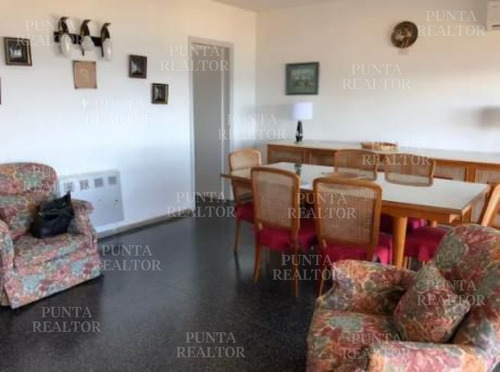 Apartamento Duplex En Venta En Playa Mansa- Ref: 308