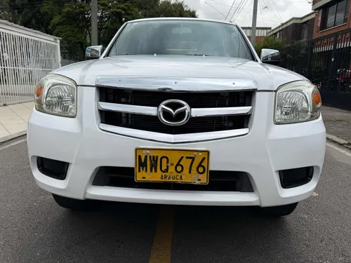Mazda BT50 2.6 4x4 gasolina