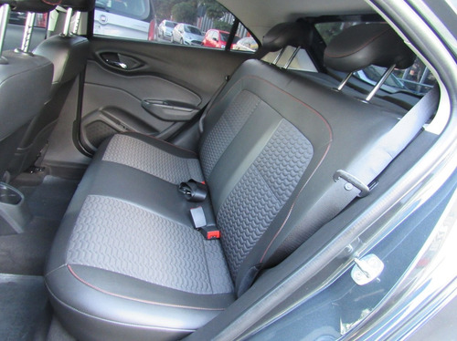 Imagem 10 de 15 de Chevrolet Onix 1.4 Mpfi Ltz 8v