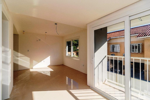 Belíssimo Sobrado Com 2 Dormitórios, Garagem Para 2 Carros À Venda, 123 M² Por R$ 430.000 - Camaquã - Porto Alegre/rs - So0153