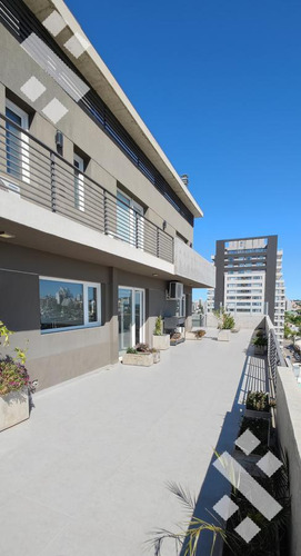 Venta Departamento Piso 3 Dormitorios - Nivel Gerencial - Bº Santa Genoveva