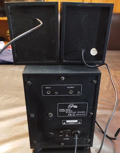 Parlantes Noga Negro (Usado)