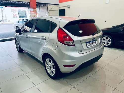 Imagem 4 de 10 de Ford Fiesta 2016 1.5 S Flex 5p
