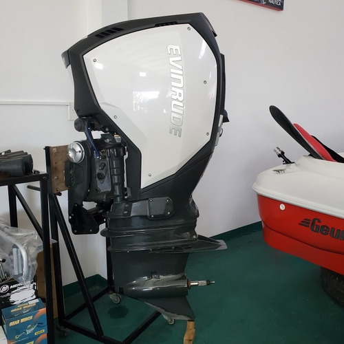 Imagen 3 de 15 de Motor Evinrude 200hp G2 Full Solo 70hs No Yamaha Mercury