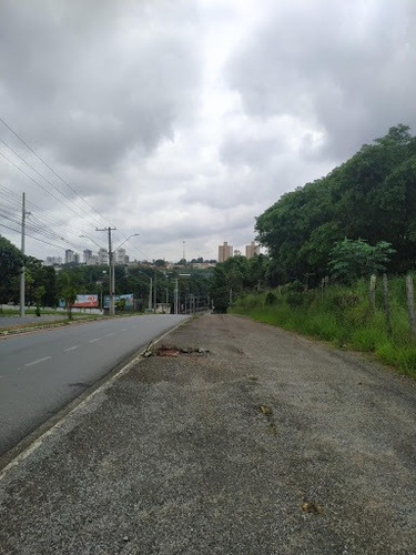 Imagem 3 de 6 de Ótima Área Com Excelente Localização Em Taubaté - Ar0008