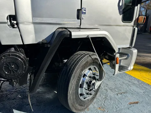 Ford Cargo 1831 Camión Con Hidrogrua Usado Nqnmaq