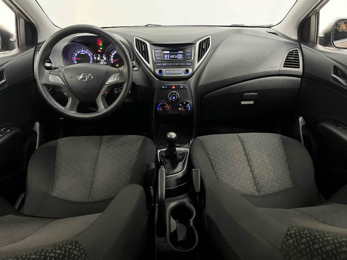 Imagem 5 de 11 de Hyundai Hb20 1.0 Comfort 2018 Manual