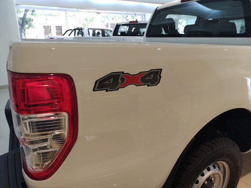 Imagen 8 de 24 de Ford Ranger Xl 2.2 L Doble Cabina 4x4