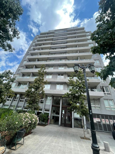 Arriendo 1 Dorm 1 Baño, Santa Rosa 365, Metro Santa Lucía