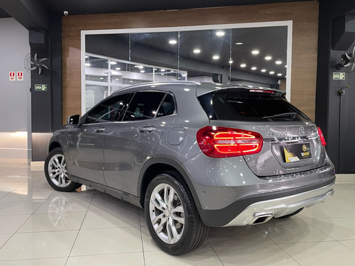 Mercedes-Benz GLA 200 1.6 CGI ENDURO 16V TURBO FLEX 4P AUTOMÁTICO