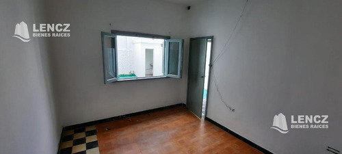 Casa - Ezpeleta Este- Apto Credito Hipotecario