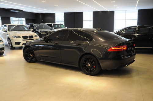 Imagem 5 de 15 de Jaguar Xe - 2.0 16v Si4 Turbo Gasolina R-sport