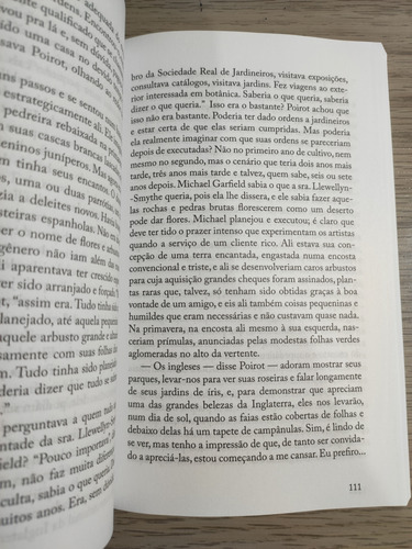 Livro A Noite Das Bruxas, Agatha Christie (filme Lançamento) (Usado)