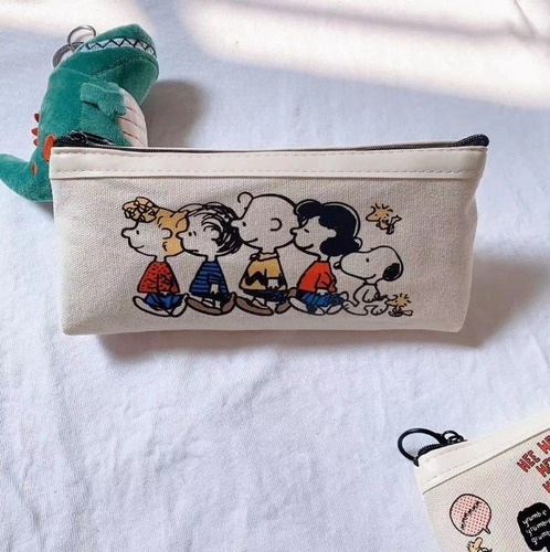 Snoopy , Lindo  Estuche De Lápices, Buena Calidad .