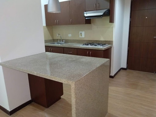 Apartaestudio En Arriendo Cumbres 473-9063