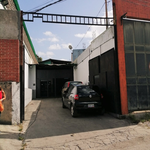 Imagen 1 de 15 de Alquilo Depósito 225m2 Boleíta Sur 5076