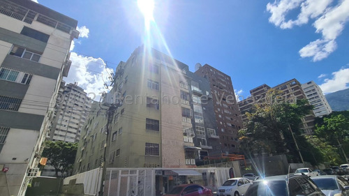 Venta De  Apartamento En Urb. Los Palos Grandes Mls #24-11312 Mnh